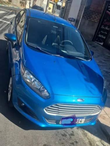 Ford Fiesta SEL 1.6 16V Flex Mec. 5P 2017