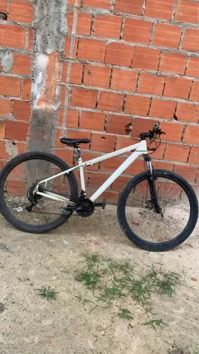 Bicicleta aro 29 quadro de alumínio 