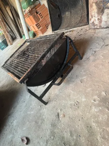 Vendo churrasqueira