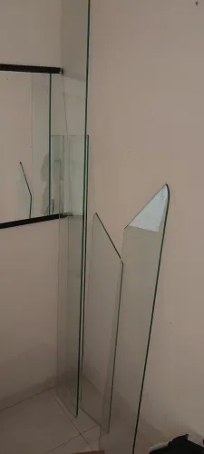 Doação de peças de vidro