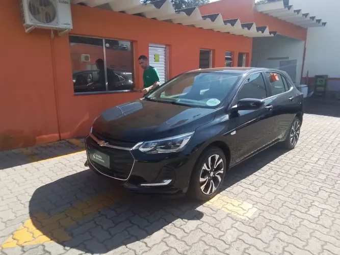 Chevrolet Onix Hatch Premier 1.0 12V TB Flex Aut. 4P 2025