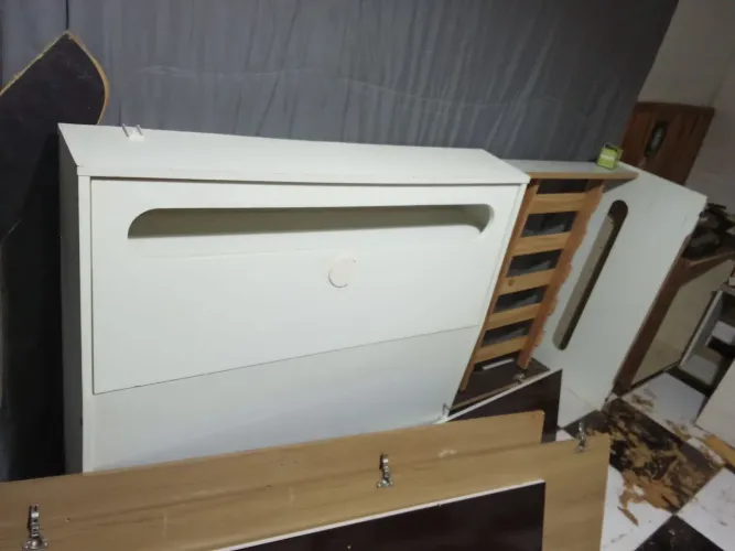 CAMA COM SUPORTE