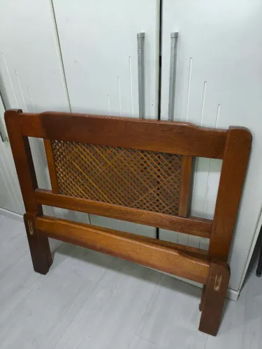 Cama solteiro madeira maciça