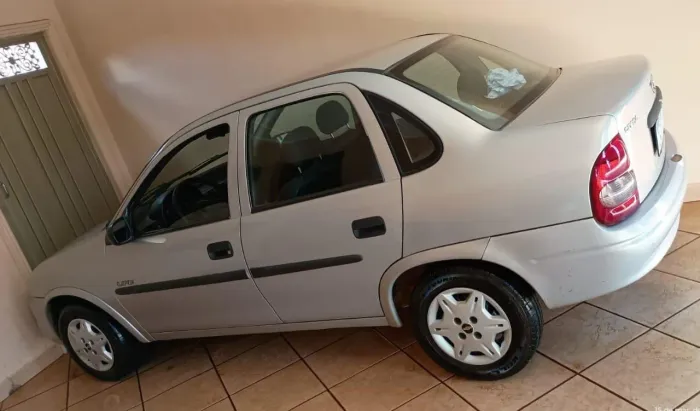 Chevrolet Corsa SED Class.life 1.0/1.0 Flexpower (álcool) 2005