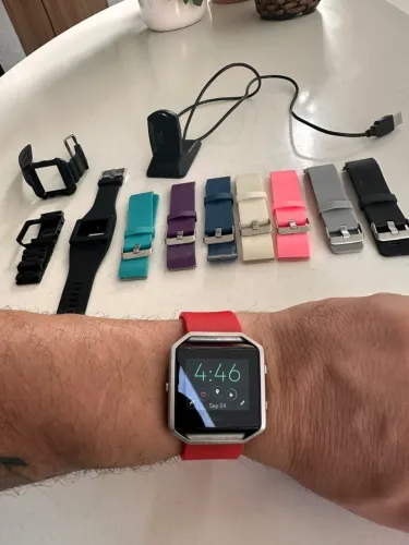 Relógio Fit Bit blaze - 11 pulseiras