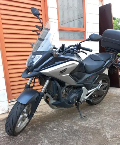 NC750X 2016 particular, aceito troca moto menor valor