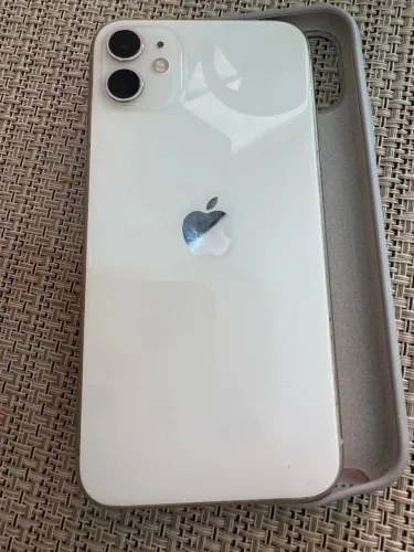 iPhone 11 - 128gb (Sem marcas de uso)