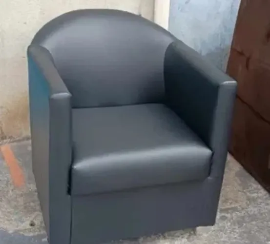 reformamos sua poutronas com entrega no mesmo dia