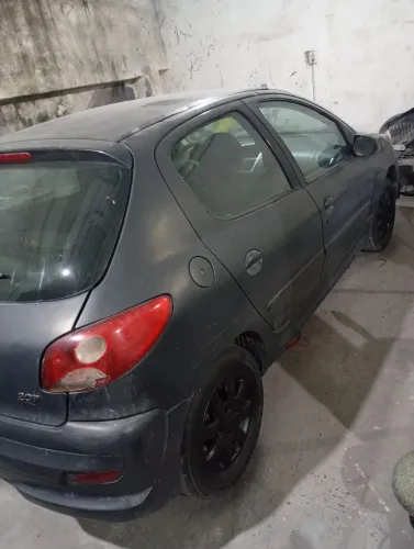 Peugeot 207 XR Sport 1.4 Flex 8V 3P 2010