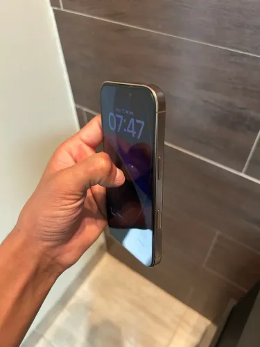 iPhone 16 pro 128 gb 