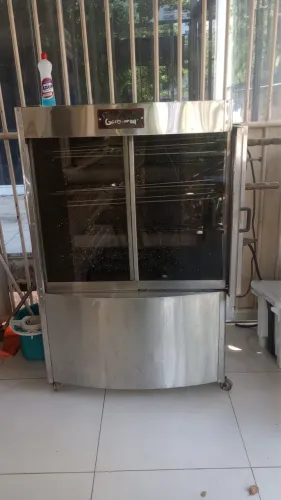 Máquina de assar frango