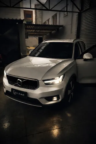 Volvo XC40 T-5 Momentum 2.0 252cv AWD 2019