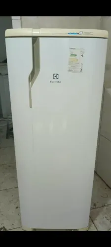 Geladeira fross free eletrolux