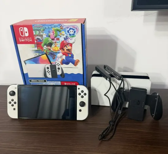 Nintendo Switch OLED Branco 64gb + Caixa