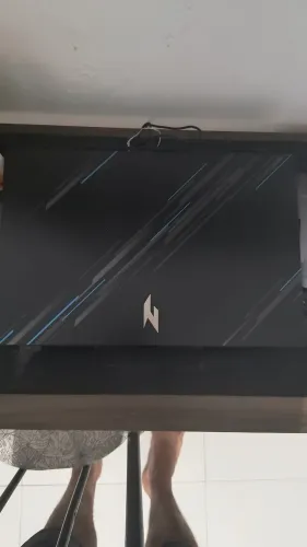 Nitro V . Rtx 4050