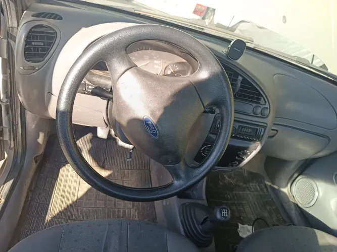 Ford Courier 1.6 L/ 1.6 Flex 2007