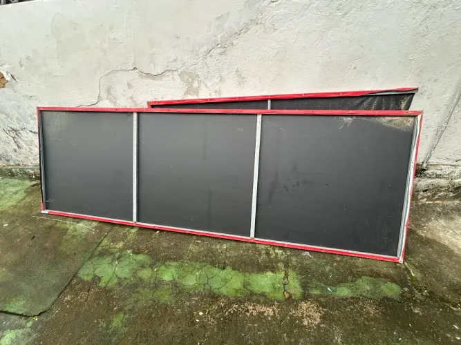Placa metalon