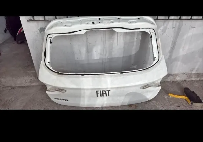 Tampa Fiat argo
