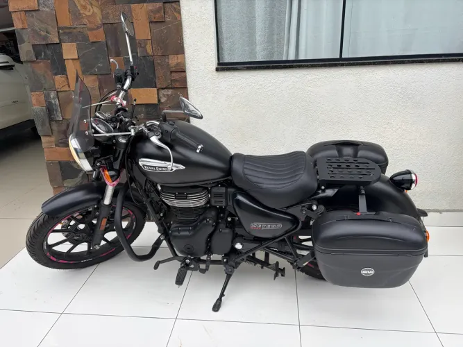 Royal Enfield Meteor 350 | 2.000 km | Customizada | Na garantia