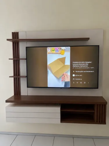 Painel para TV em Perfeito Estado - R$ 400