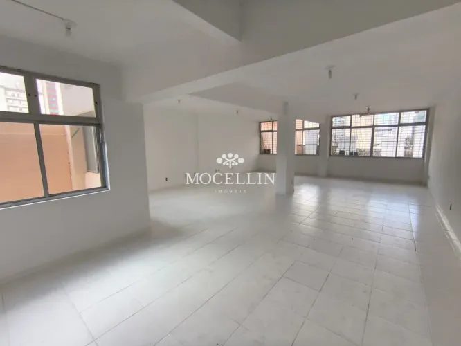 Sala comercial de 101m² para locação, Centro, Curitiba/Mocellin Imóveis