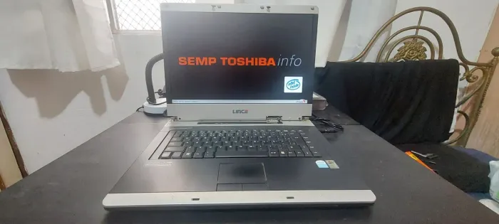 Notebook lince celeron funcionando perfeitamente