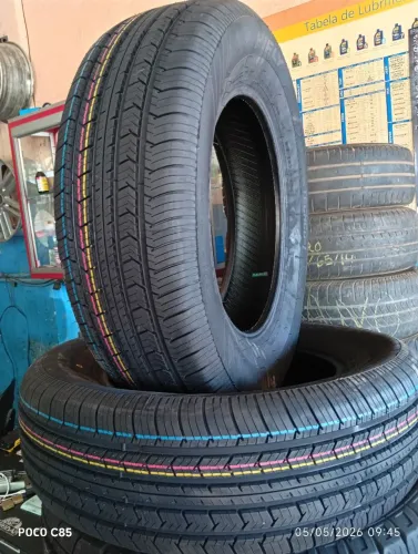 Pneu aro 16 medida 215/65/16 na promoção, entrego a domicílio. R$ 440,00