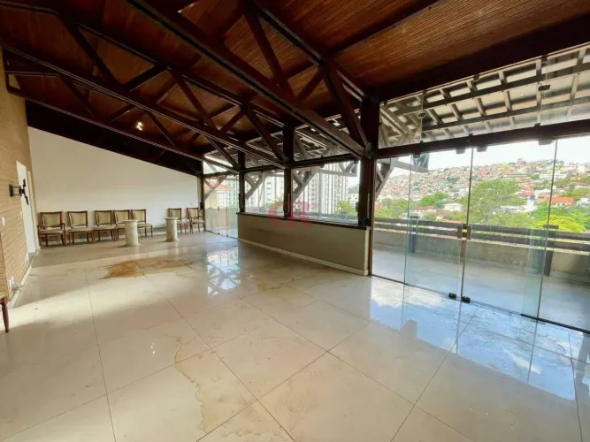 Casa residencial com 5 quartos e piscina no São Bento, em Belo Horizonte
