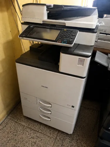 Impressora Ricoh mpc3003