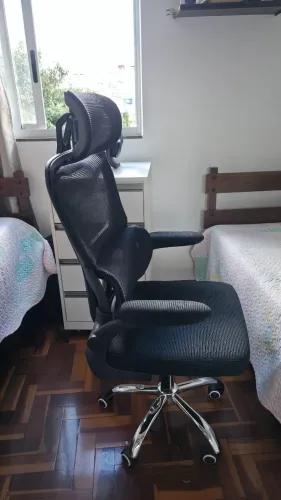 CADEIRA ERGONÔMICA - CONFORTO E QUALIDADE PARA TRABALHO OU ESTUDOS