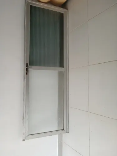 Porta de Alumínio Fumê(Com os Vidros) Excelente Qualidade Super Resistente!