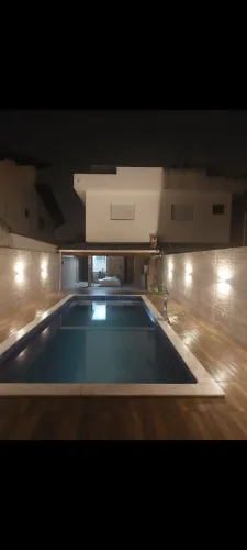 Vendo casa na praia com piscina