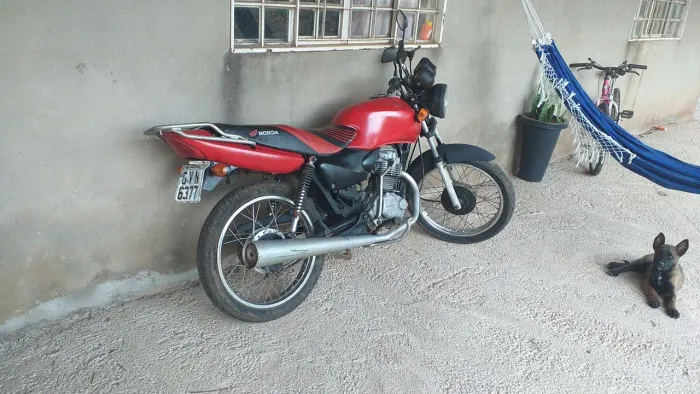 Vendo moto de leilão