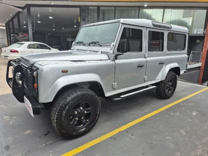 Land Rover Defender 110 TDI County SW Diesel 2004
