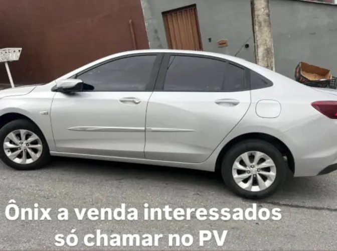 Chevrolet Onix Plus LT 1.0 12V Flex Mec. 4P 2021