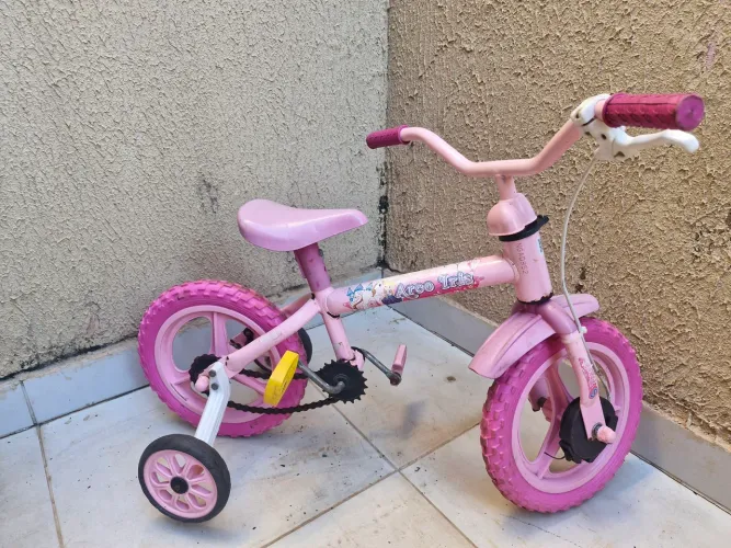 Bike Infantil 2 a 4 anos usada