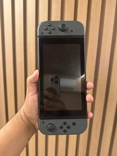 NINTENDO SWITCH V2 USADO COMPLETO