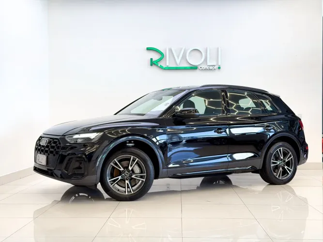 Audi Q5 Perf. Black 2.0 TFSIe S.tr. QT (hib.) 2022