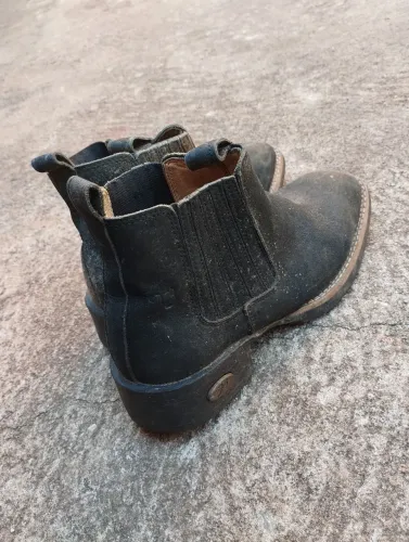 Botina tamanho 37