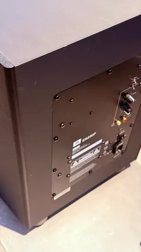 Subwoofer JBL es250P