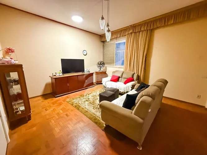 Edifício Real - Apartamento 03 quartos à venda no coração do Centro, Araçatuba/SP