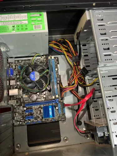 Computador quase completo