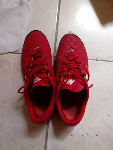Chuteira de futsal Nike