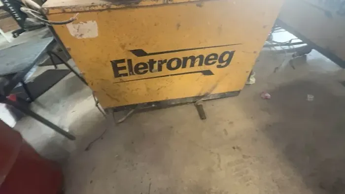 Maquina de solda Eletromeg RT-425 NO ESTADO