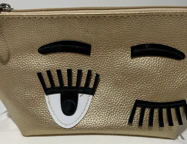 Necessaire porta maquiagem dourado 22cm