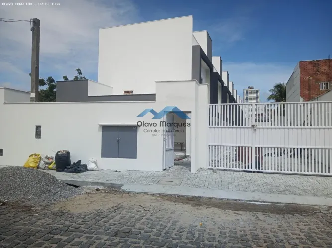 Casa em Condomínio para Venda em Natal, Ponta Negra, 2 dormitórios, 2 suítes, 3 banheiros,