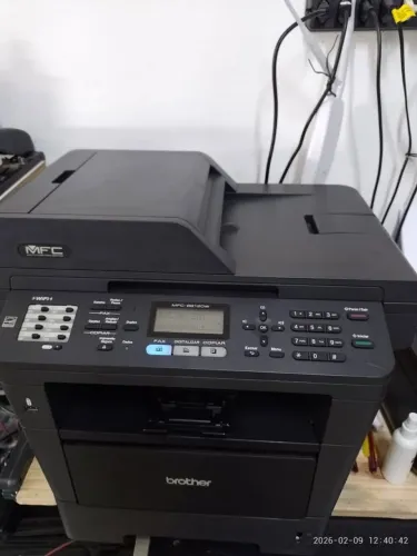 Multifuncional Laser Monocromática Brother mod. MFC-8512DW