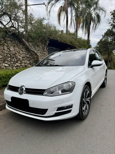 Volkswagen Golf Highline 1.4 TSI 140cv Aut. 2015