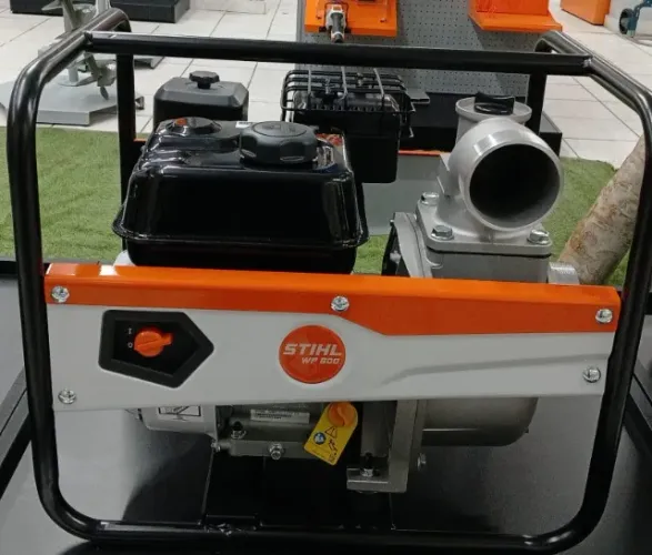 Motobomba a combustão WP 600 stihl