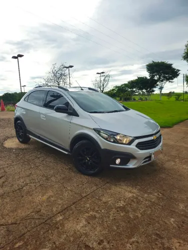 Chevrolet Onix Activ 1.4 8V Flex Mec. 4P 2019